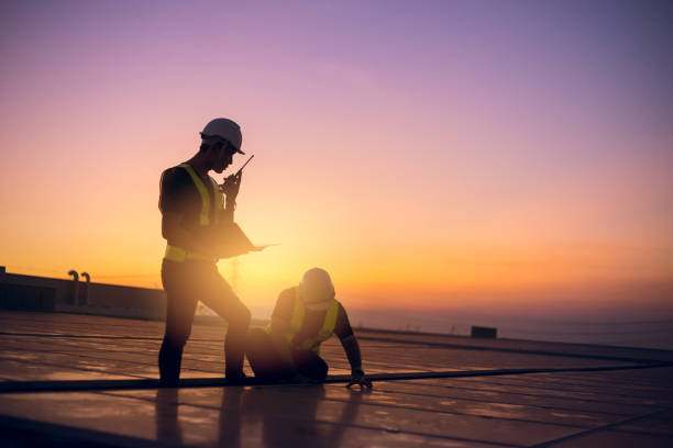 Best Roof Leak Repair  in Oak Park, CA
